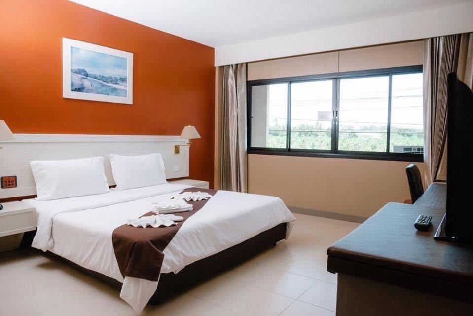 Nipa Garden Hotel Σούρατ Τανί Εξωτερικό φωτογραφία