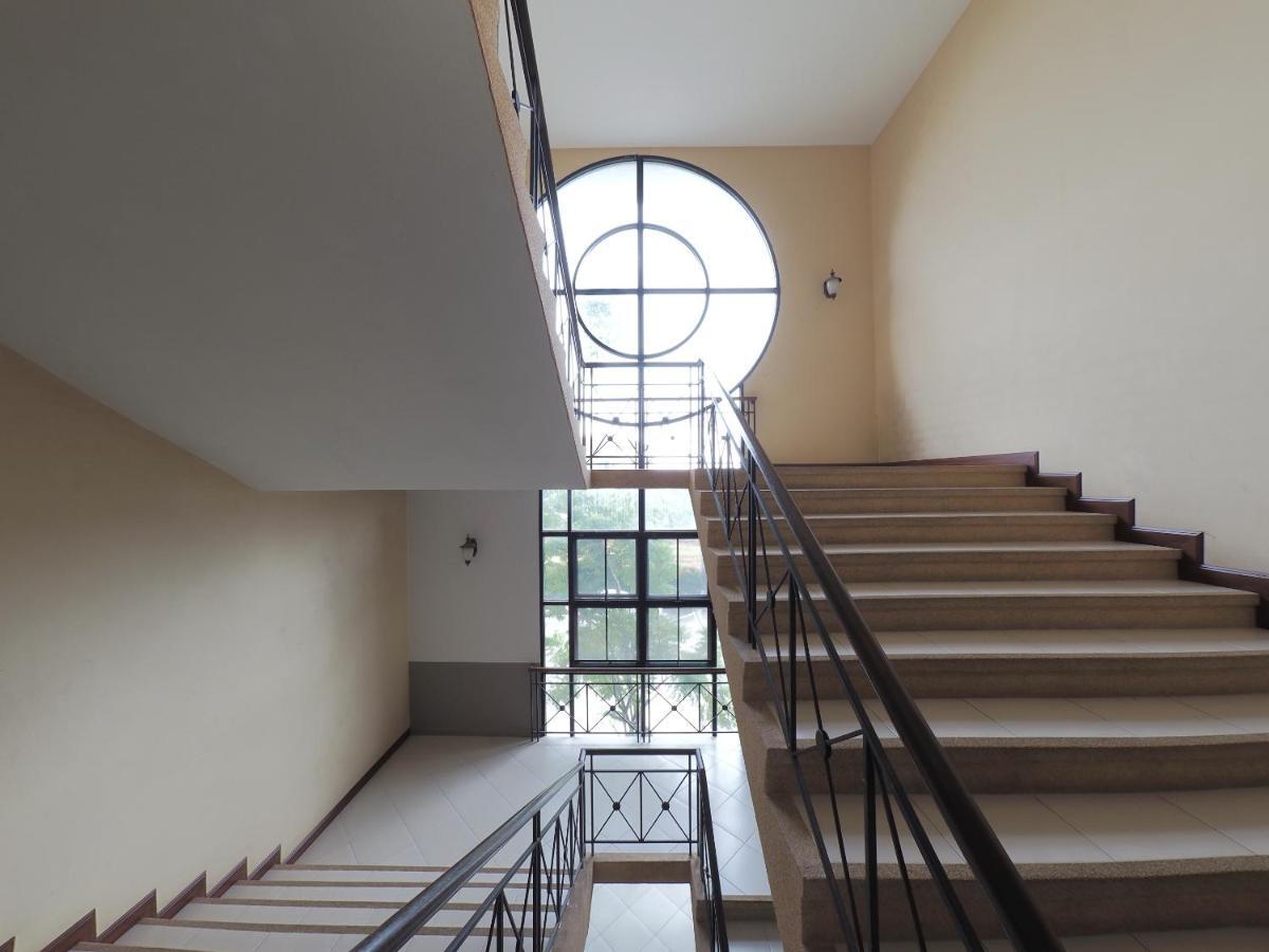 Nipa Garden Hotel Σούρατ Τανί Εξωτερικό φωτογραφία